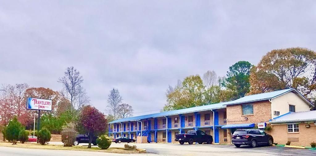 Traveler'S Inn Roanoke Bagian luar foto