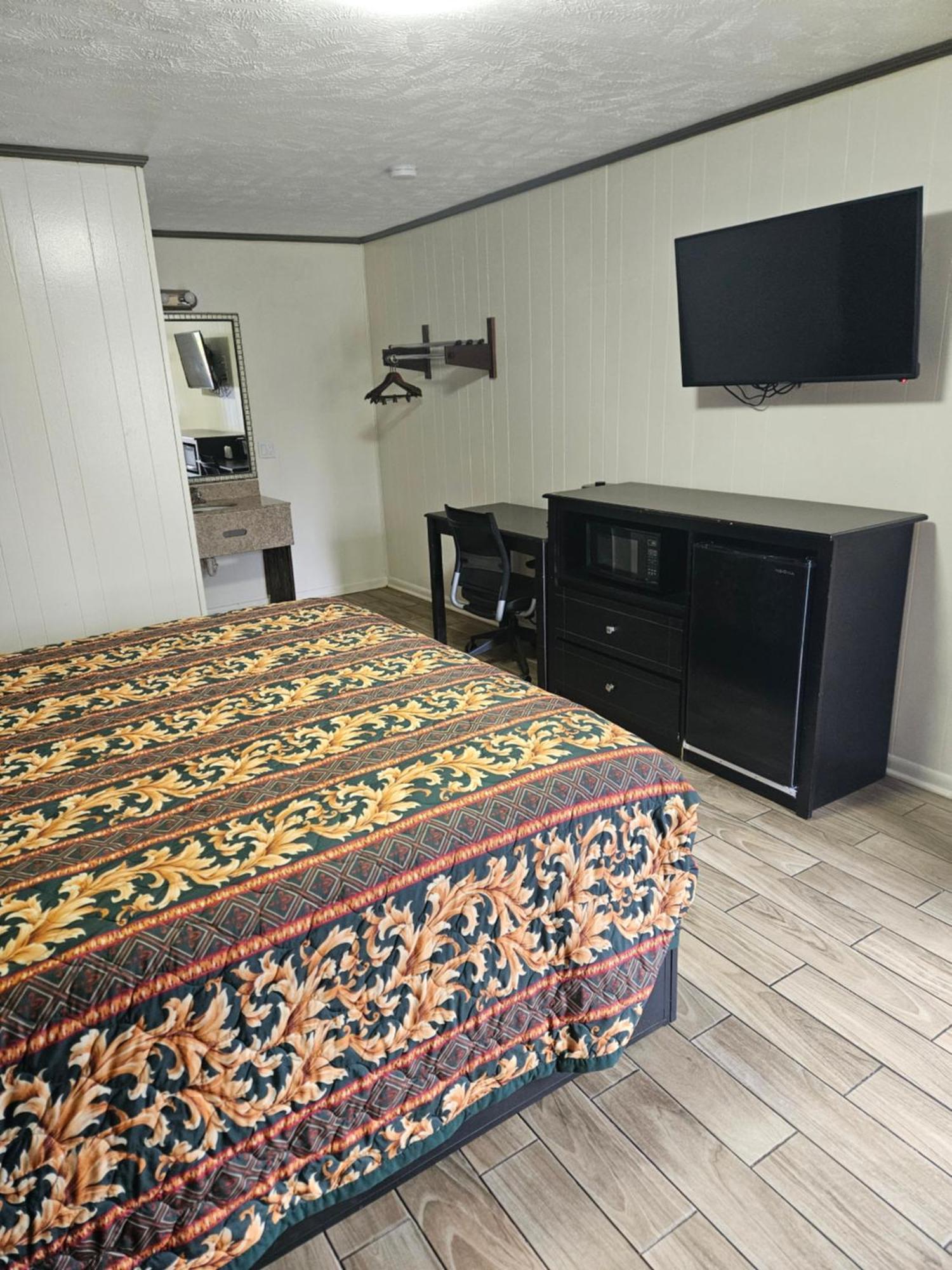 Traveler'S Inn Roanoke Bagian luar foto